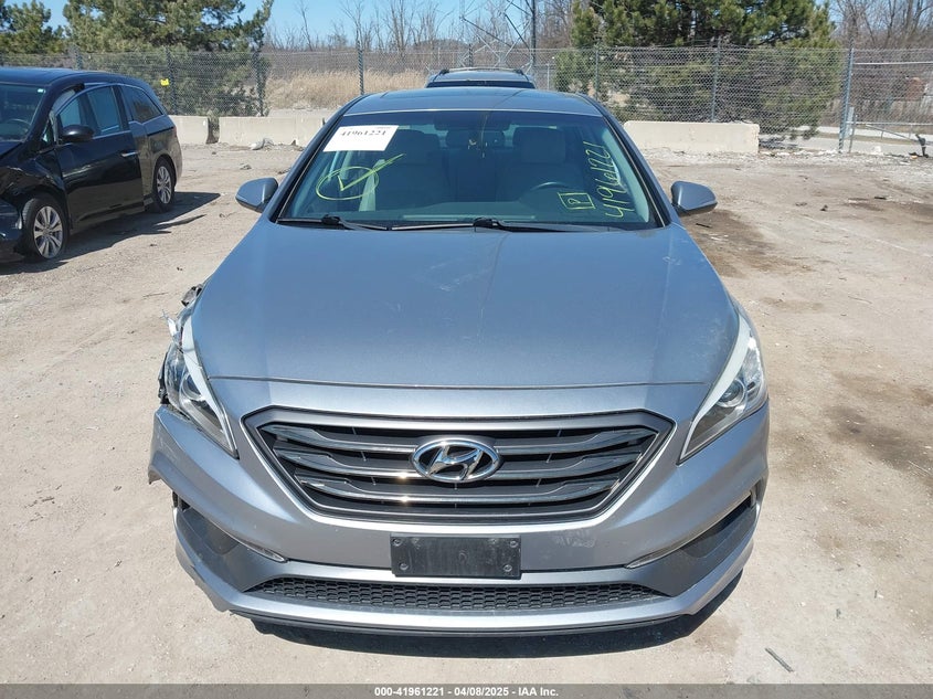 2016 HYUNDAI SONATA VIN: 5NPE34AF7GH329539