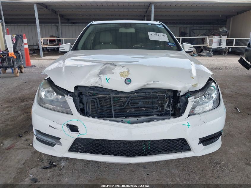 2013 Mercedes-Benz C 250 Luxury/Sport VIN: WDDGF4HB8DR247865 Lot: 41961528