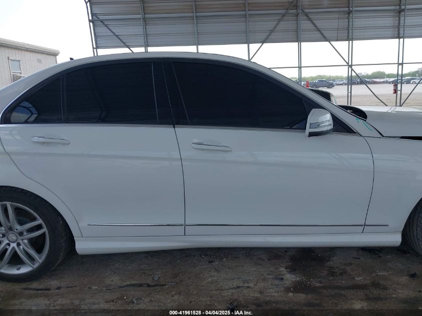 2013 Mercedes-Benz C 250 Luxury/Sport VIN: WDDGF4HB8DR247865 Lot: 41961528