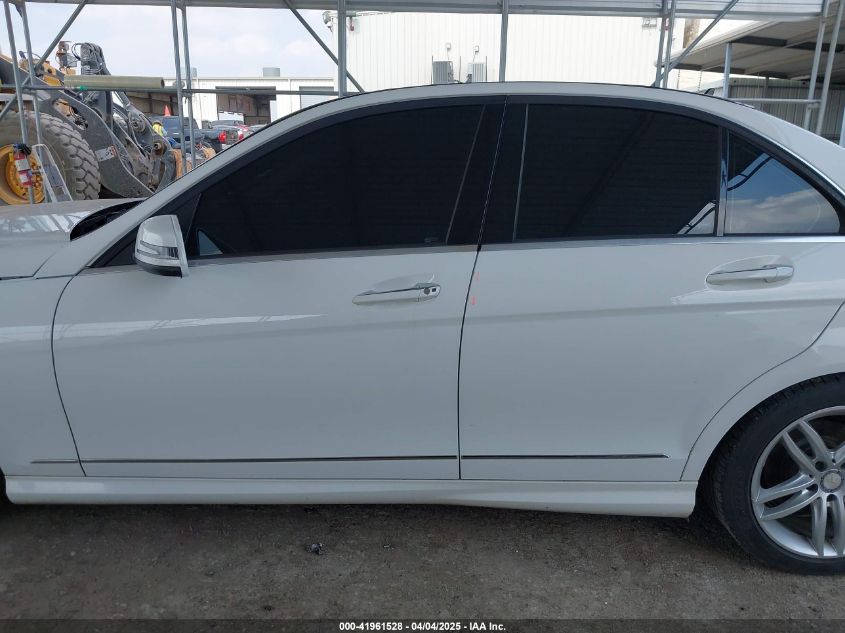 2013 Mercedes-Benz C 250 Luxury/Sport VIN: WDDGF4HB8DR247865 Lot: 41961528