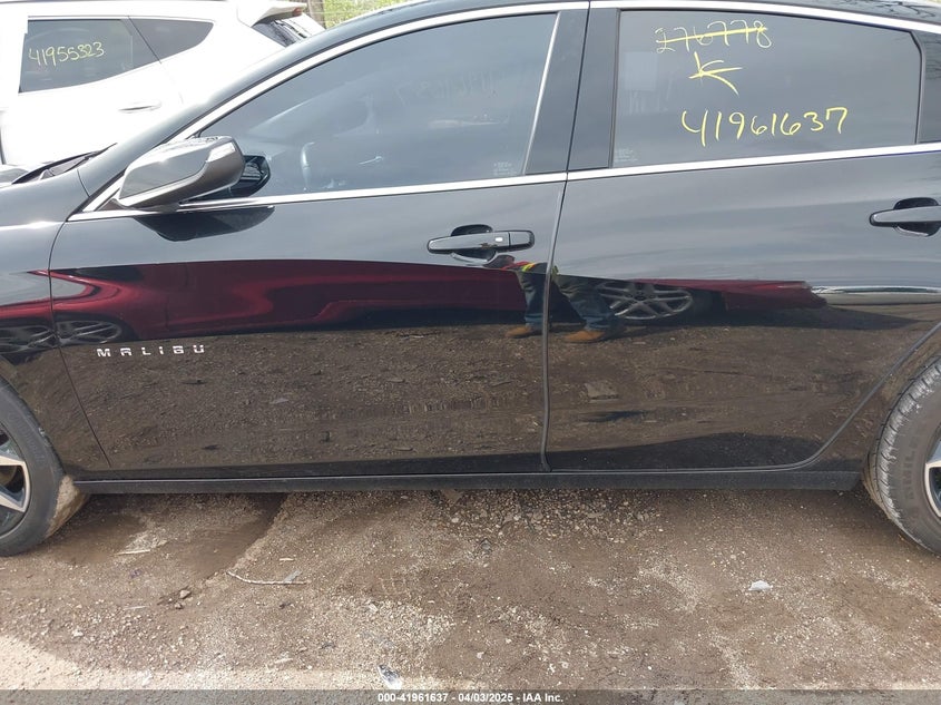 2018 CHEVROLET MALIBU LT - 1G1ZD5ST7JF276778