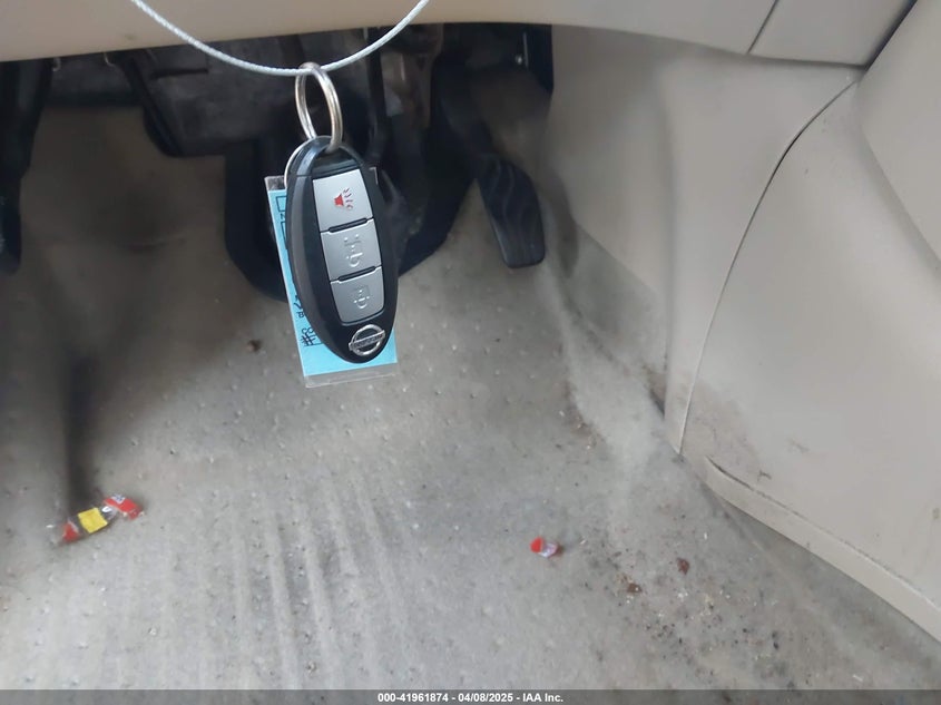 2015 NISSAN ROGUE SV - KNMAT2MT4FP521198