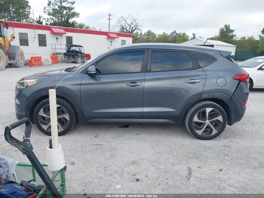 2016 HYUNDAI TUCSON VIN: KM8J33A27GU245096