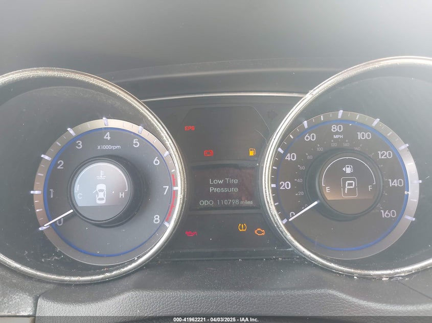 2011 HYUNDAI SONATA VIN: 5NPEB4AC6BH114199