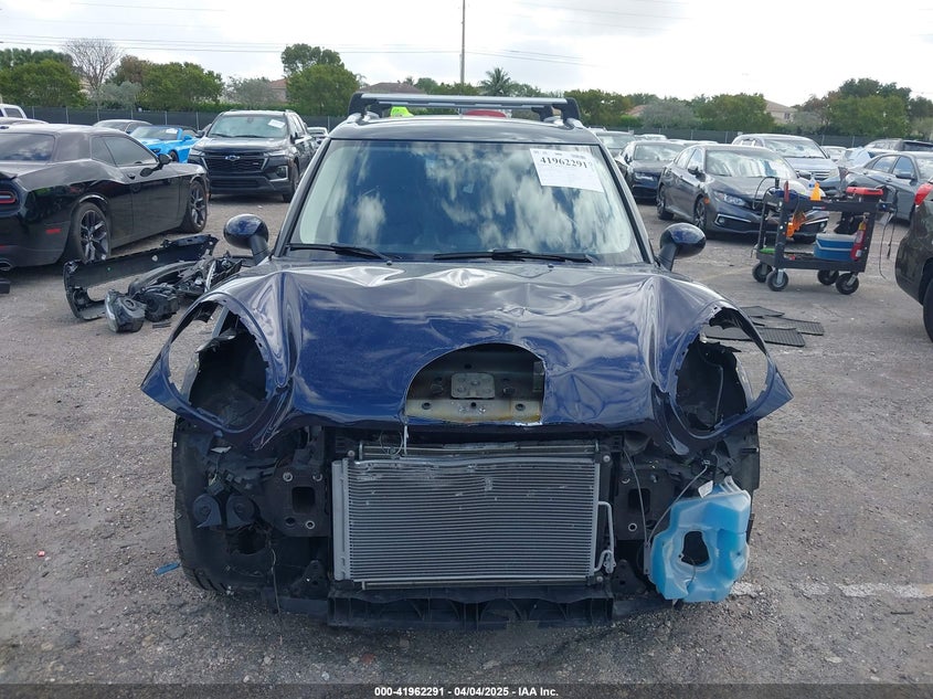 2013 MINI COUNTRYMAN COOPER - WMWZB3C58DWM07817