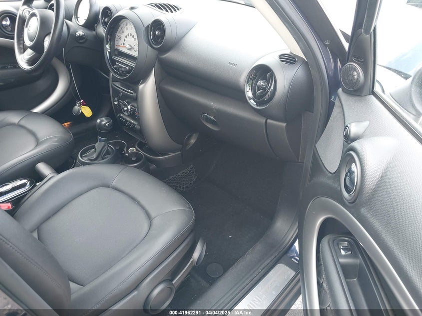 2013 MINI COUNTRYMAN COOPER - WMWZB3C58DWM07817