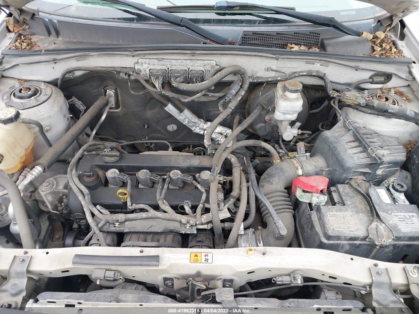 2010 FORD ESCAPE VIN: 1FMCU0C75AKB62752