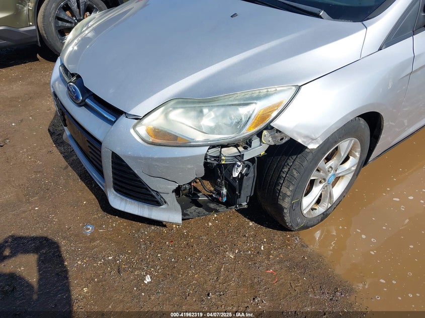 2012 FORD FOCUS VIN: 1FAHP3F2XCL152921