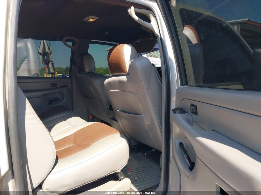 2006 CHEVROLET SILVERADO 2500HD VIN: 1GCHK23D06F170775