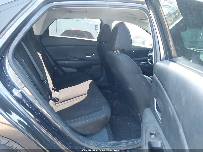 VIN 5NPLM4AG6NH082041 2022 HYUNDAI ELANTRA SEL