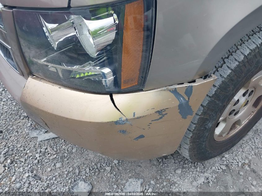 2007 Chevrolet Suburban 1500 Lt VIN: 1GNFC16077J299223 Lot: 41962556