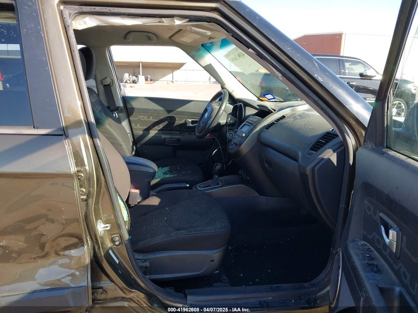 2012 KIA SOUL VIN: KNDJT2A67C7469916