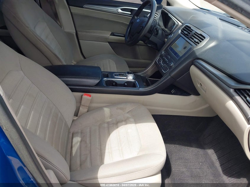 2019 FORD FUSION VIN: 3FA6P0T99KR285645