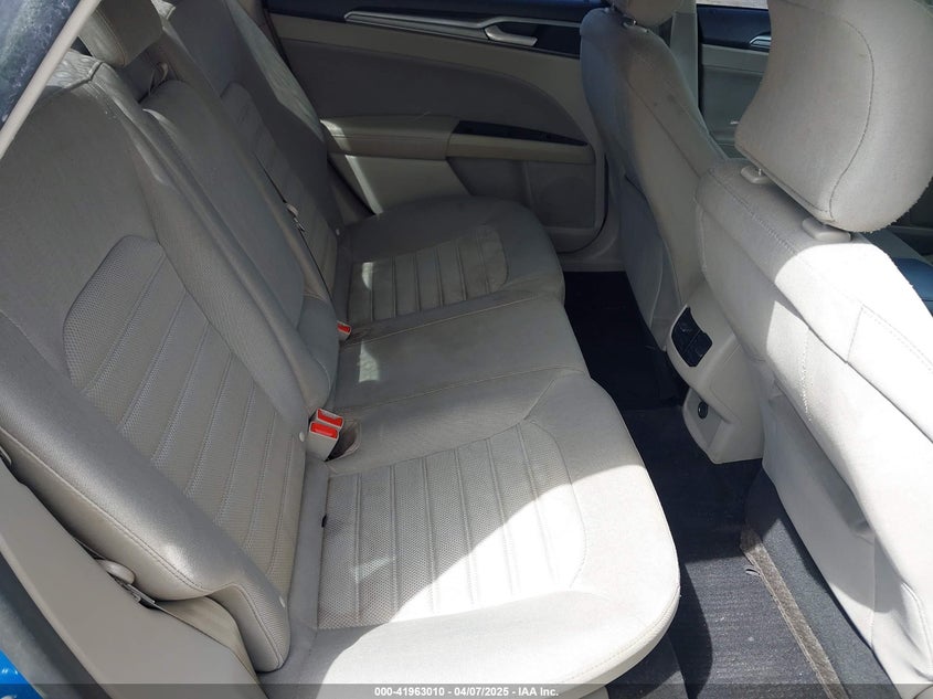 2019 FORD FUSION VIN: 3FA6P0T99KR285645