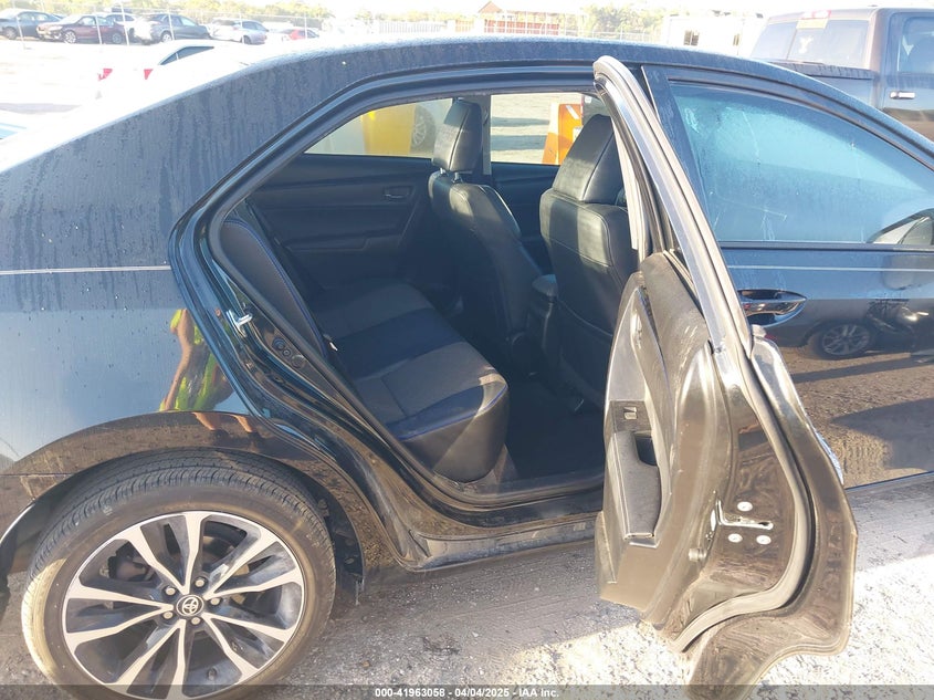 2018 TOYOTA COROLLA VIN: 5YFBURHE3JP772047