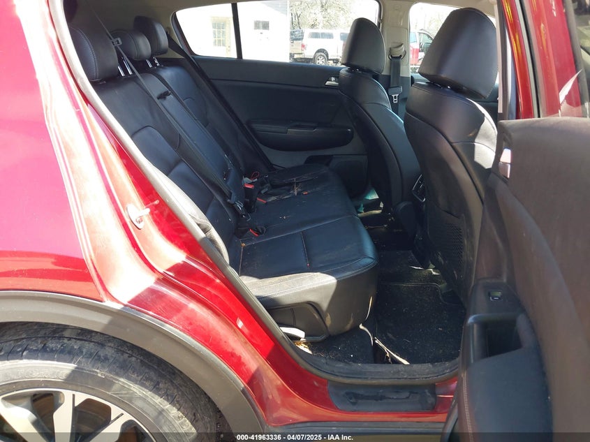 VIN KNDPNCAC8H7142092 2017 KIA SPORTAGE EX
