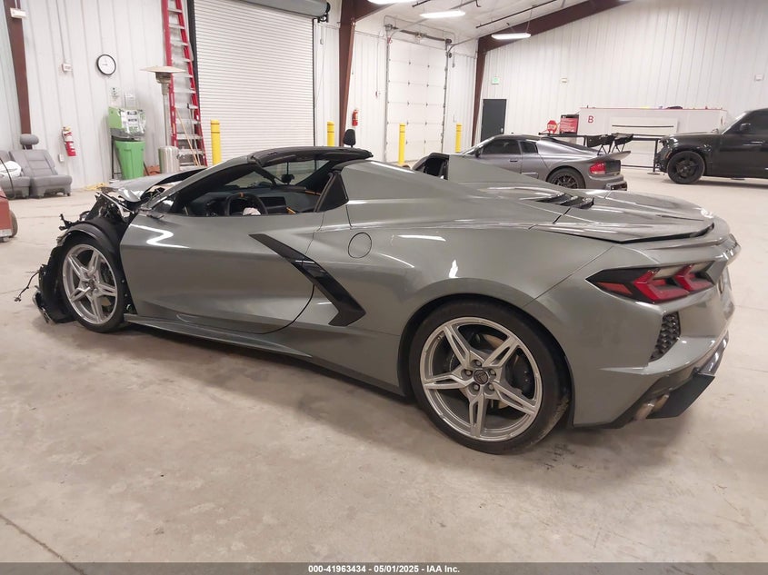 Vin: 1g1yb3d42p5139354, lot: 42454867, chevrolet corvette stingray rwd  2lt 20233
