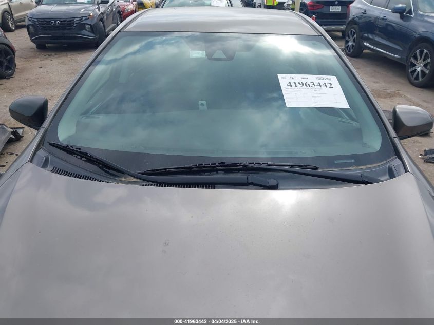 2019 Toyota Corolla Le VIN: 2T1BURHE3KC164658 Lot: 41963442