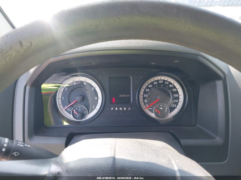 2018 RAM 1500 VIN: 1C6RR6FG0JS240084