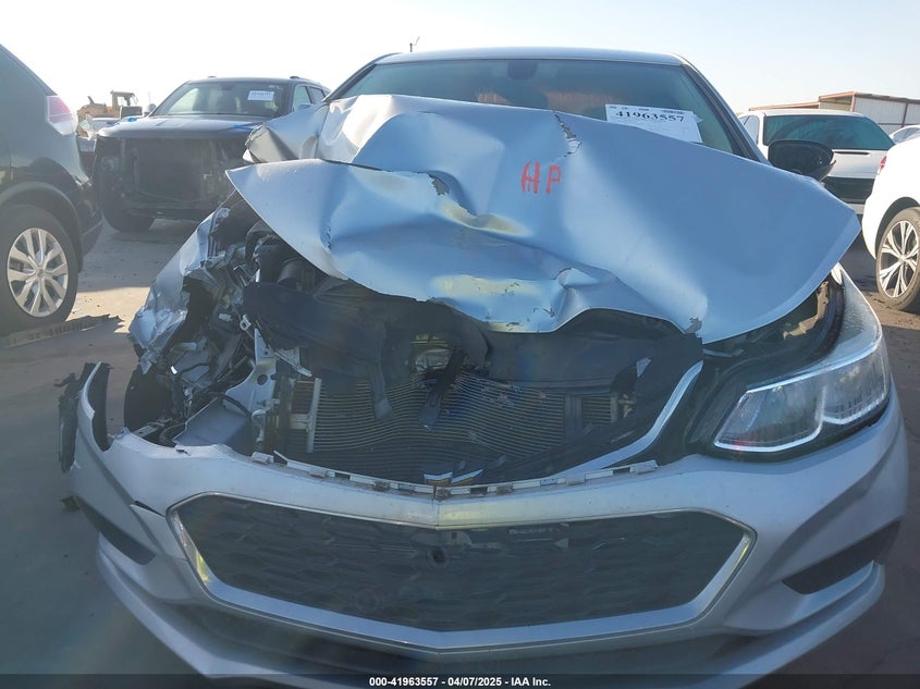 2017 CHEVROLET CRUZE VIN: 1G1BC5SM0H7273884