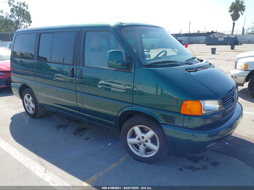 WV2KB47082H088933 VOLKSWAGEN EUROVAN Photo 1