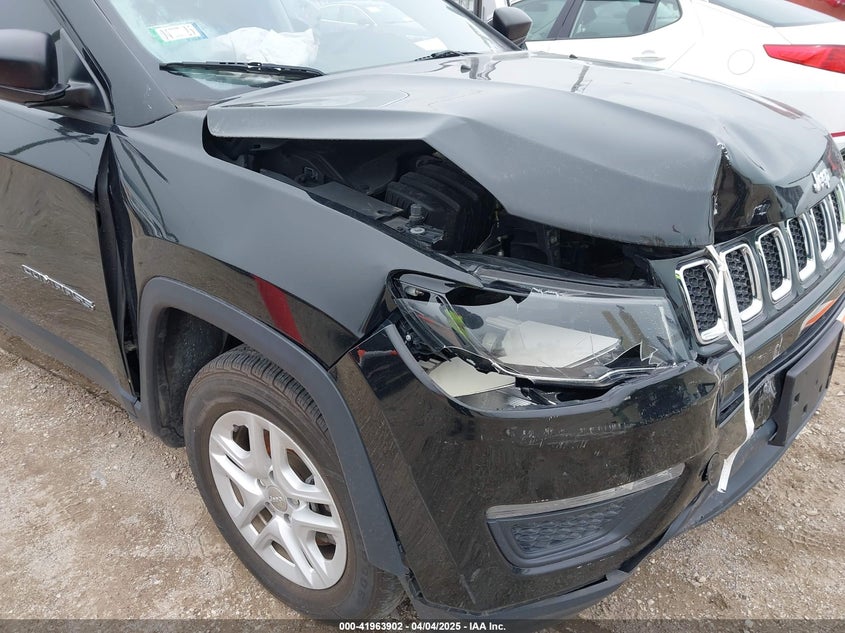 2018 JEEP COMPASS VIN: 3C4NJCAB4JT469519
