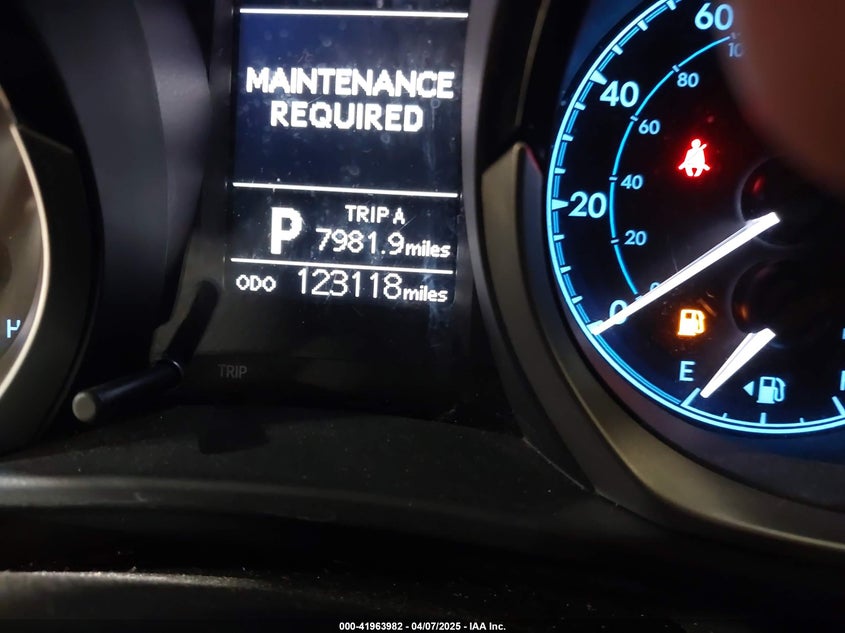 2015 TOYOTA COROLLA S PLUS - 5YFBURHE6FP235857