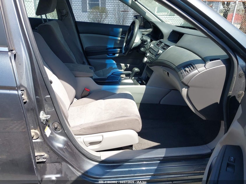 2010 HONDA ACCORD VIN: 1HGCP2F37AA036545