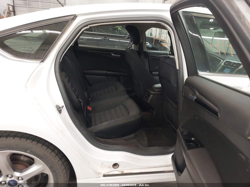 2013 FORD FUSION VIN: 3FA6P0H72DR377612