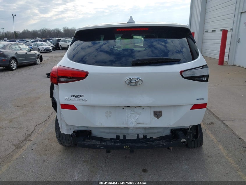 2019 HYUNDAI TUCSON SE - KM8J2CA42KU059852