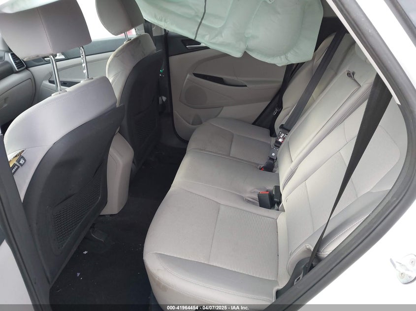 2019 HYUNDAI TUCSON SE - KM8J2CA42KU059852