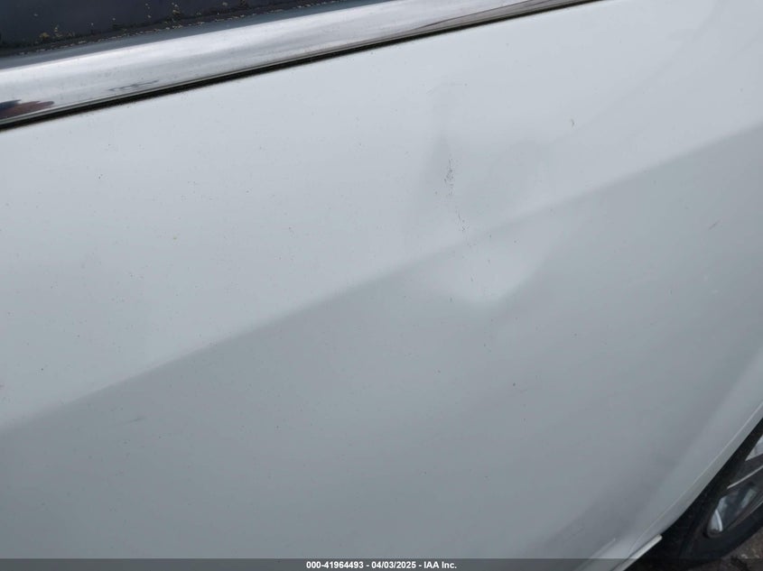 2011 CHEVROLET MALIBU VIN: 1G1ZD5E13BF389252