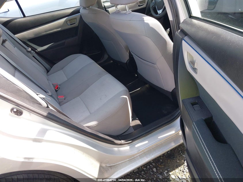 2015 TOYOTA COROLLA VIN: 5YFBURHE7FP353898