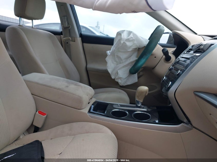 2014 NISSAN ALTIMA VIN: 1N4AL3AP7EN253762