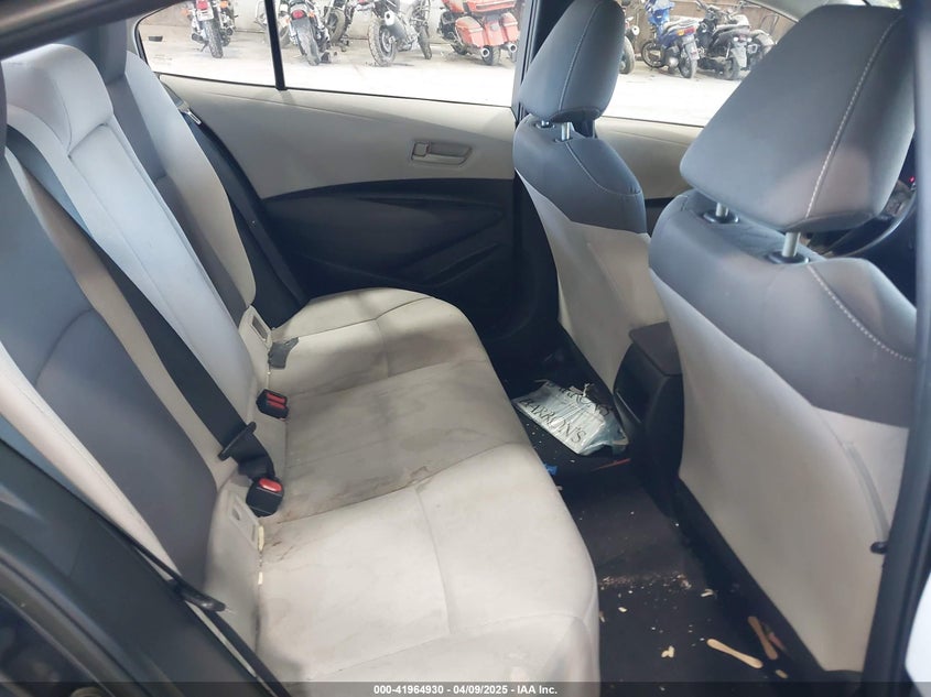 VIN 5YFEPMAE7NP390174 2022 TOYOTA COROLLA LE