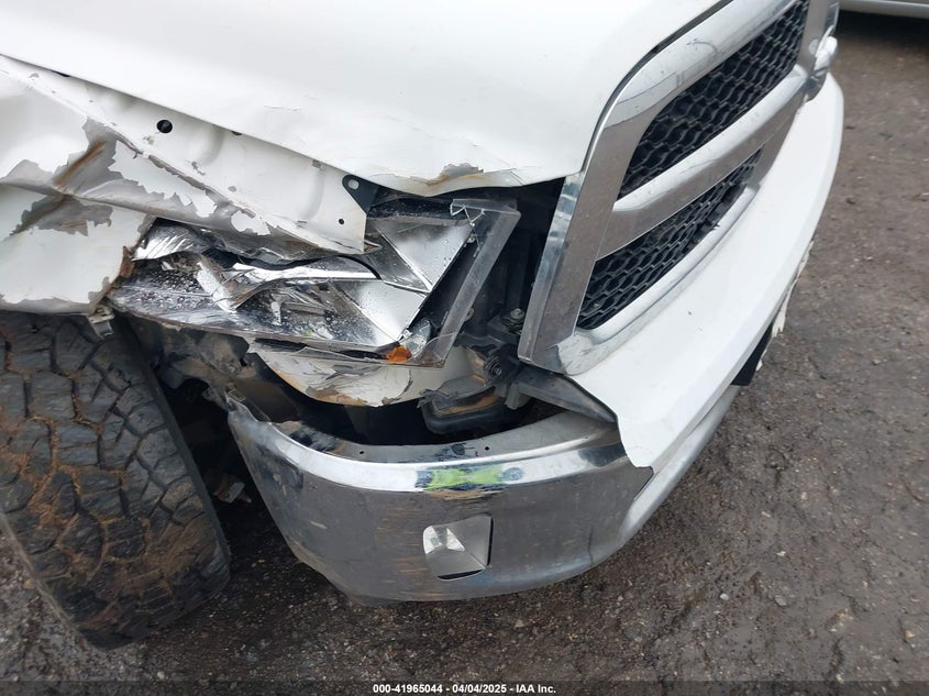 2021 RAM 1500 CLASSIC VIN: 1C6RR7FT7MS560932