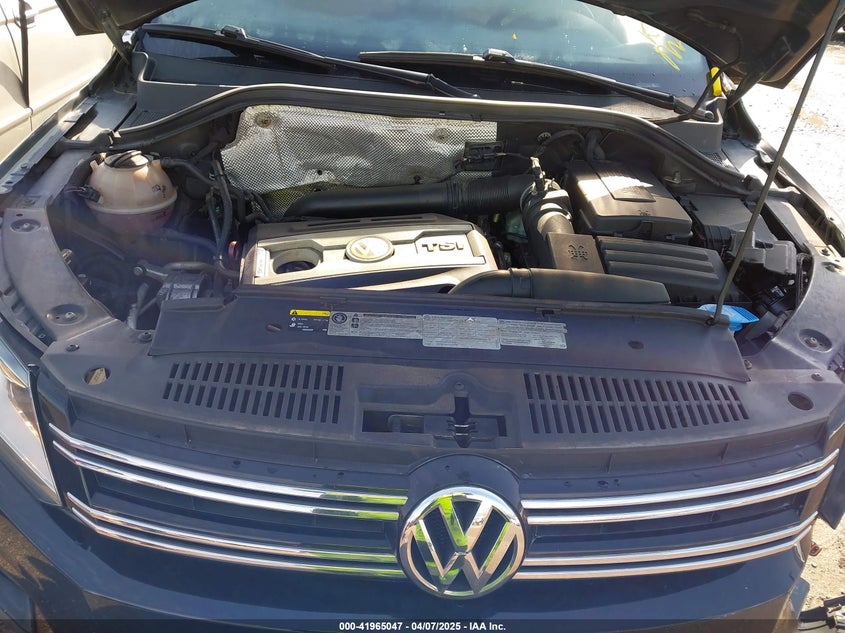 2013 VOLKSWAGEN TIGUAN SE - WVGBV7AX9DW548950