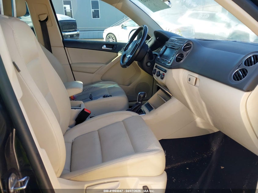 2013 VOLKSWAGEN TIGUAN SE - WVGBV7AX9DW548950