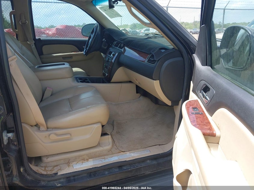 2007 CHEVROLET SUBURBAN 1500 VIN: 3GNFC16097G191395