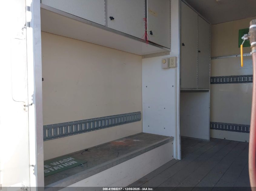 2011 Chevrolet Express Cutaway Work Van VIN: 1GB0G2CG9B1130599 Lot: 41965317