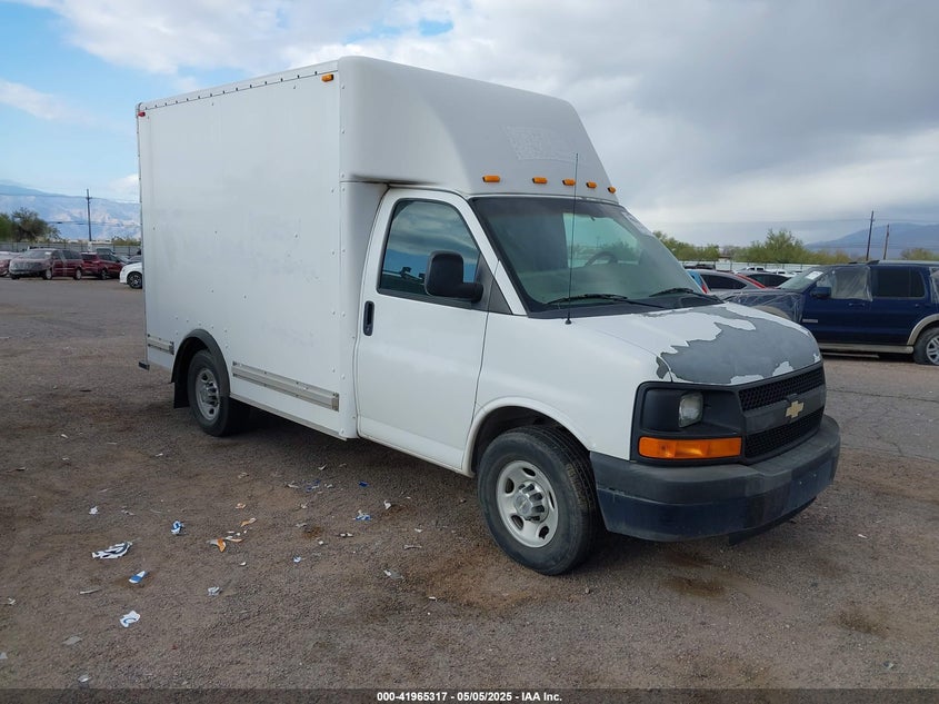 2011 Chevrolet Express Cutaway Work Van