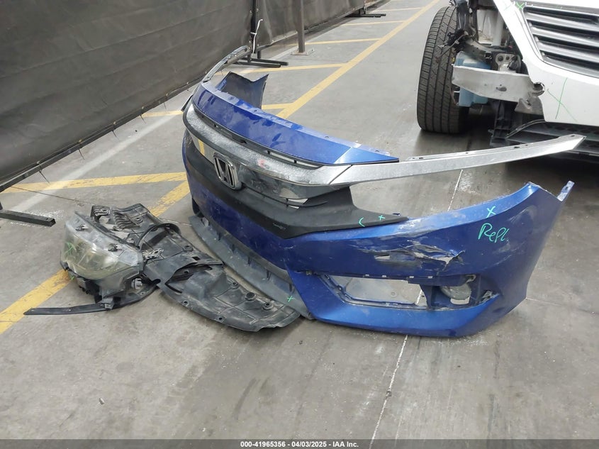 2016 HONDA CIVIC VIN: 19XFC1F40GE017917