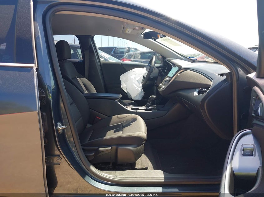 2020 CHEVROLET MALIBU VIN: 1G1ZB5ST1LF157438