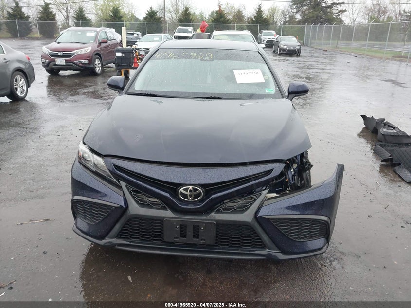2021 TOYOTA CAMRY VIN: 4T1G11AK0MU525927