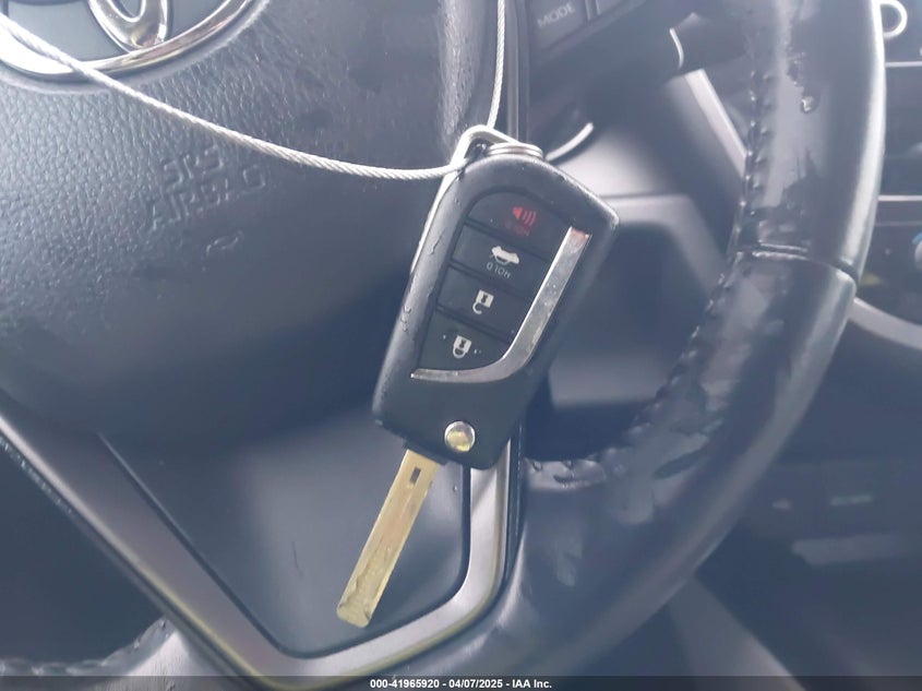 2021 TOYOTA CAMRY VIN: 4T1G11AK0MU525927
