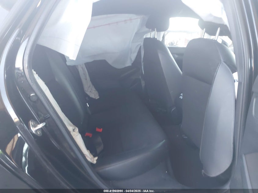 2022 HONDA CIVIC VIN: 2HGFE2F51NH562911