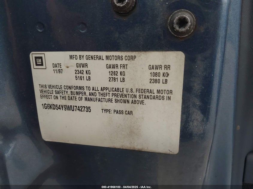 1998 Cadillac Deville Standard VIN: 1G6KD54Y9WU742735 Lot: 41966100