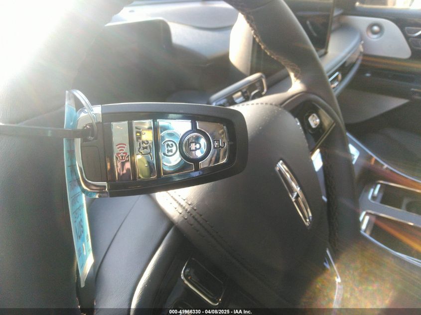 2025 Lincoln Aviator - 5LM5J7XC6SGL10216