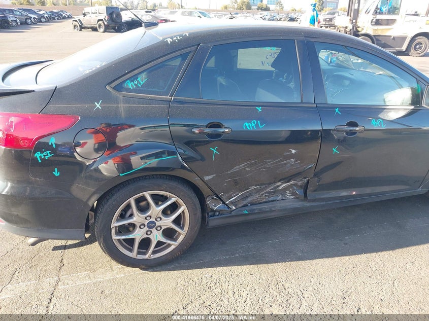 2015 FORD FOCUS VIN: 1FADP3F22FL306055