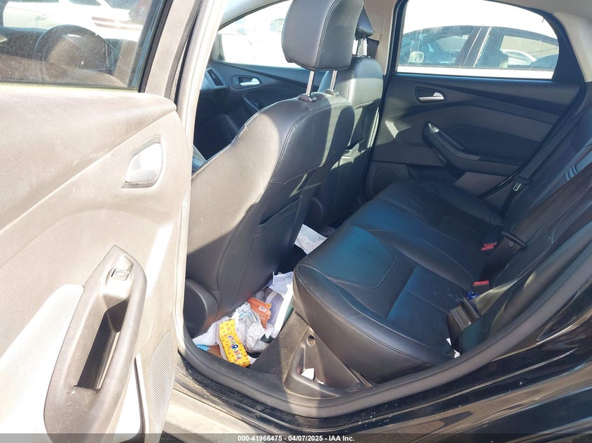2015 FORD FOCUS VIN: 1FADP3F22FL306055